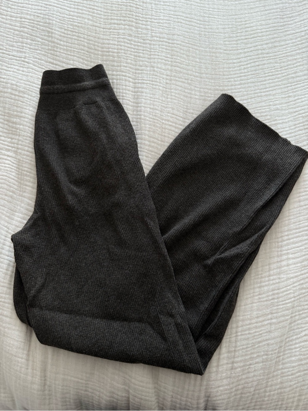 Uniqlo Wide-Leg Knit Pants in Dark Brown